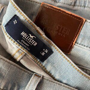 Hollister Straight Leg Light Wash Blue Jeans